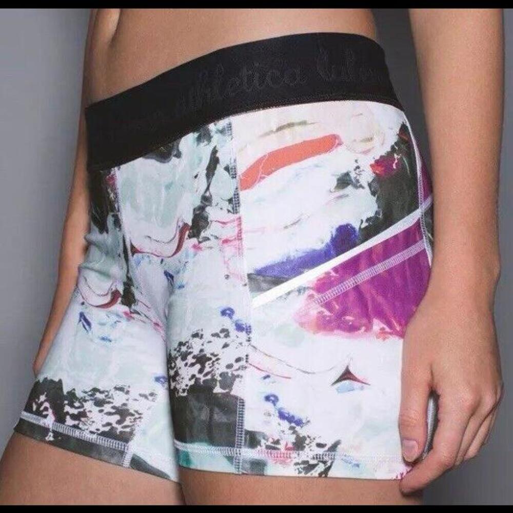 Lululemon What The Sport Short *Full-On Luxtreme - 4